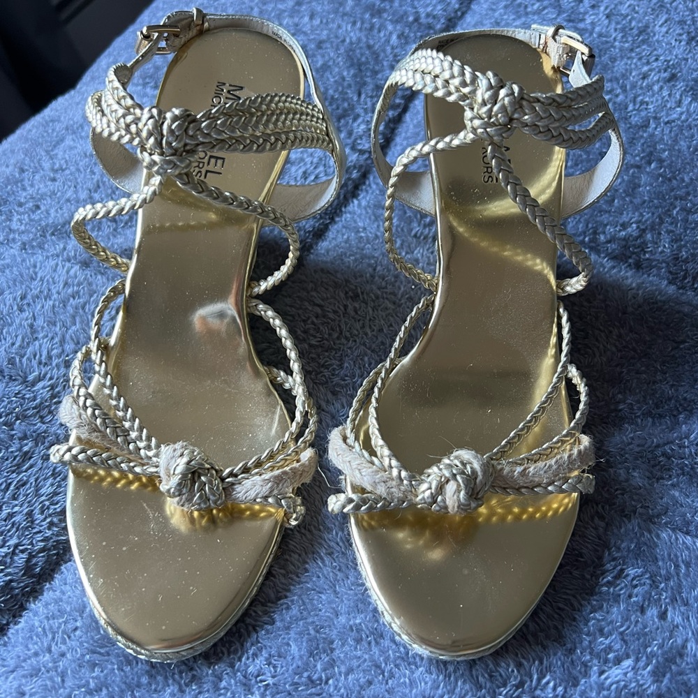 Michael Kors gold strappy espadrille wedge sandals, size 7 1/2